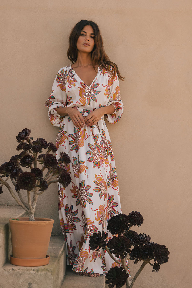peasant maxi dress Raquel Bea elasticated waist and a full Flying Tomato Tall Peasant Maxi