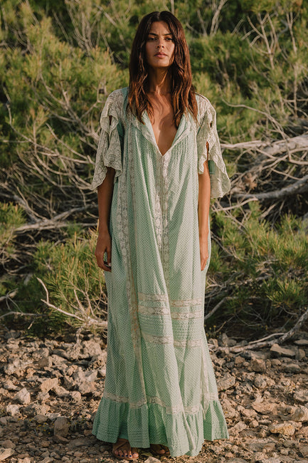 Vestido largo con falda amplia de San Tropez